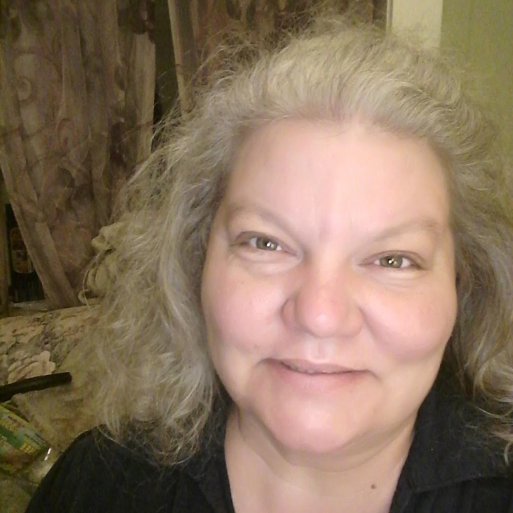 Meet your Posher, Crissy